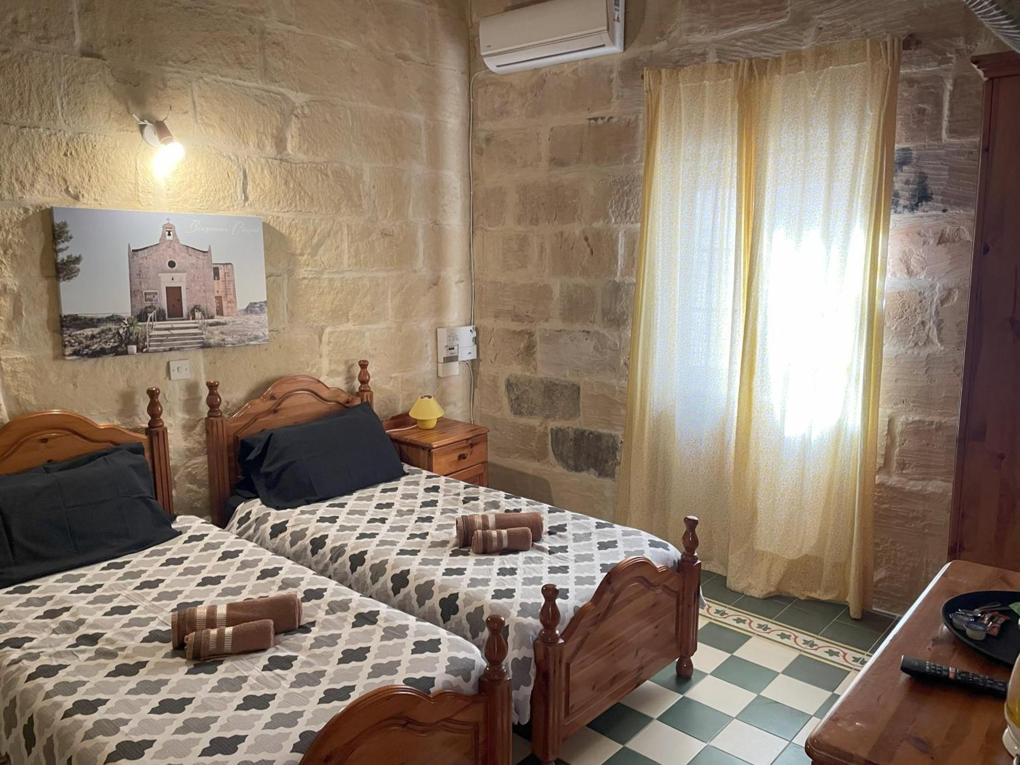 Ta' Lorenzo Guest House San Lawrenz Екстериор снимка