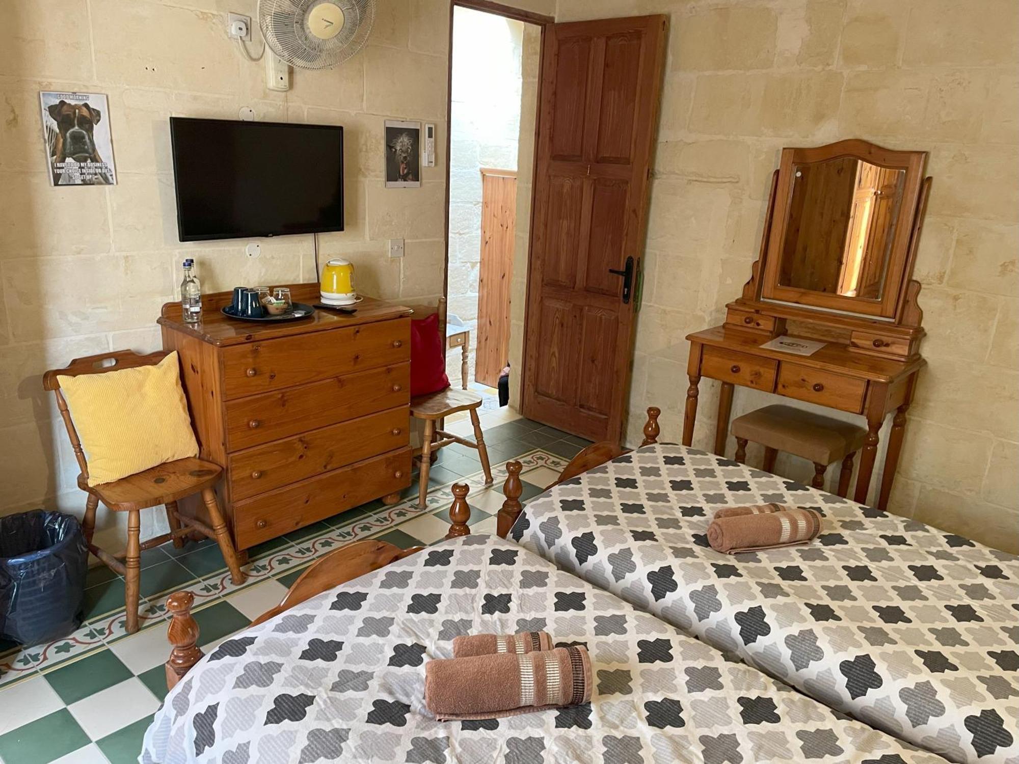 Ta' Lorenzo Guest House San Lawrenz Екстериор снимка