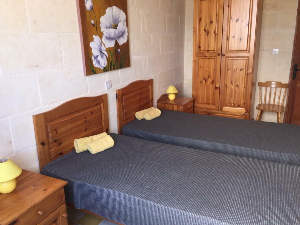 Ta' Lorenzo Guest House San Lawrenz Екстериор снимка