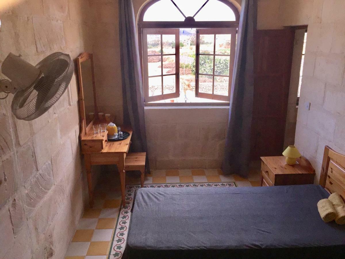 Ta' Lorenzo Guest House San Lawrenz Екстериор снимка